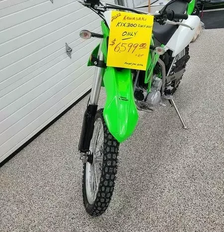 
								2022 Kawasaki KLX300R full									